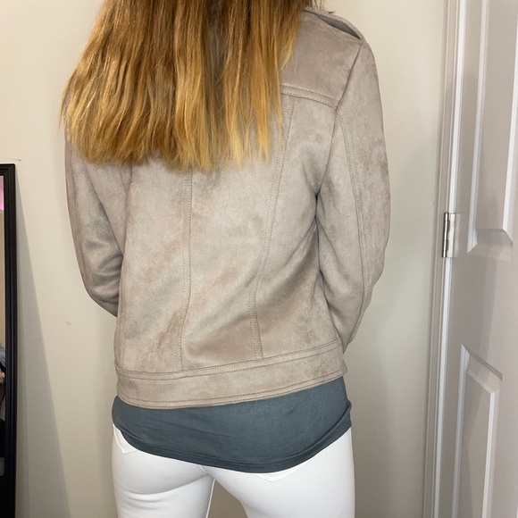 Coat - Picture 3 of 3